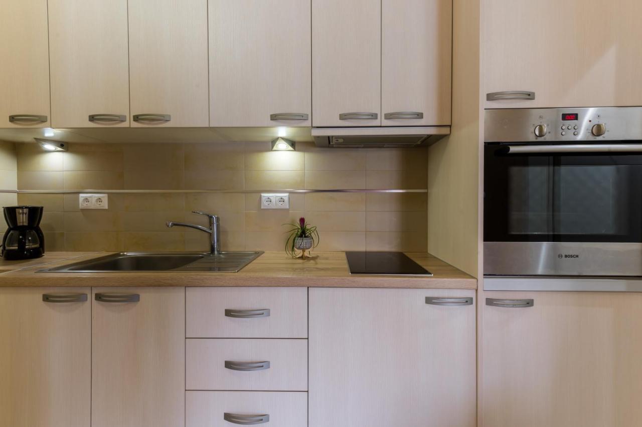 Rouchotas Apartments 아르고스톨리온 외부 사진