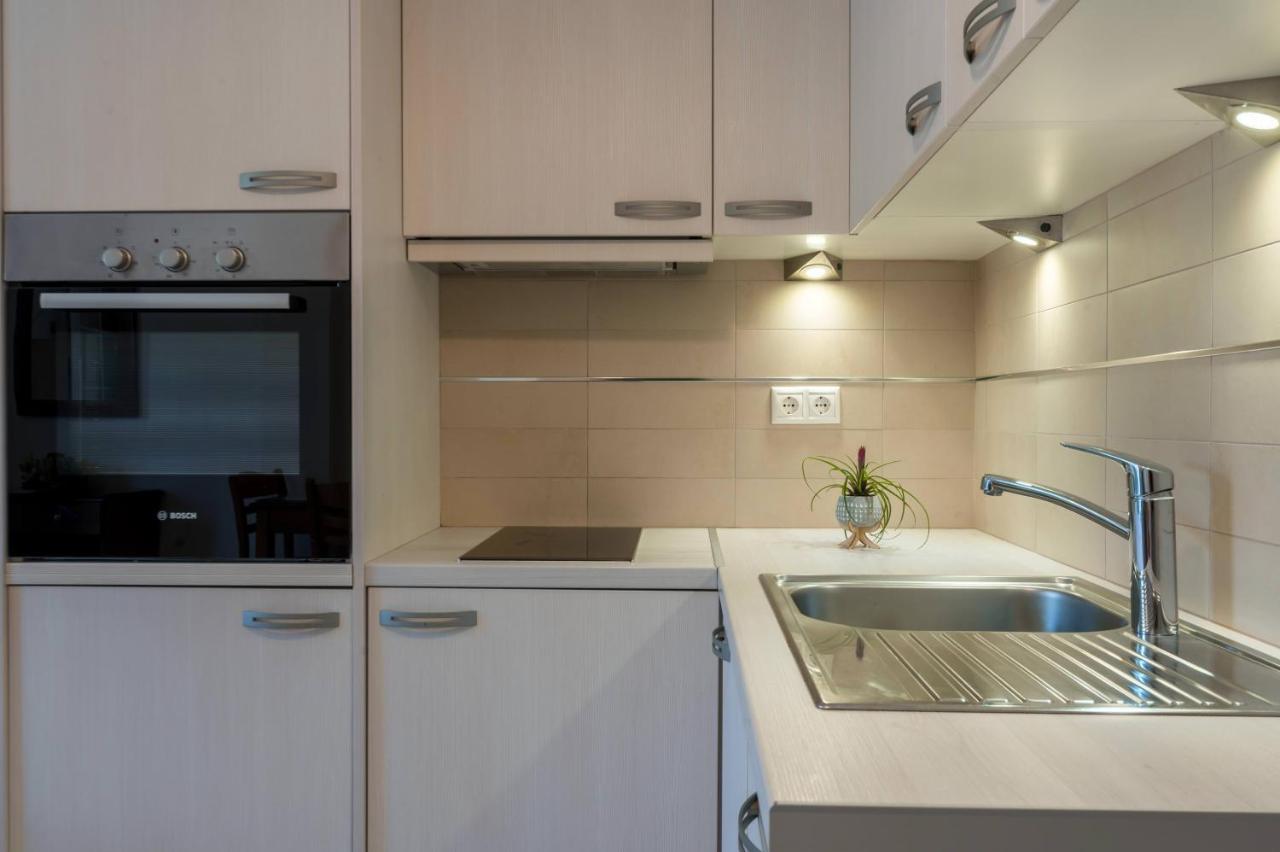 Rouchotas Apartments 아르고스톨리온 외부 사진